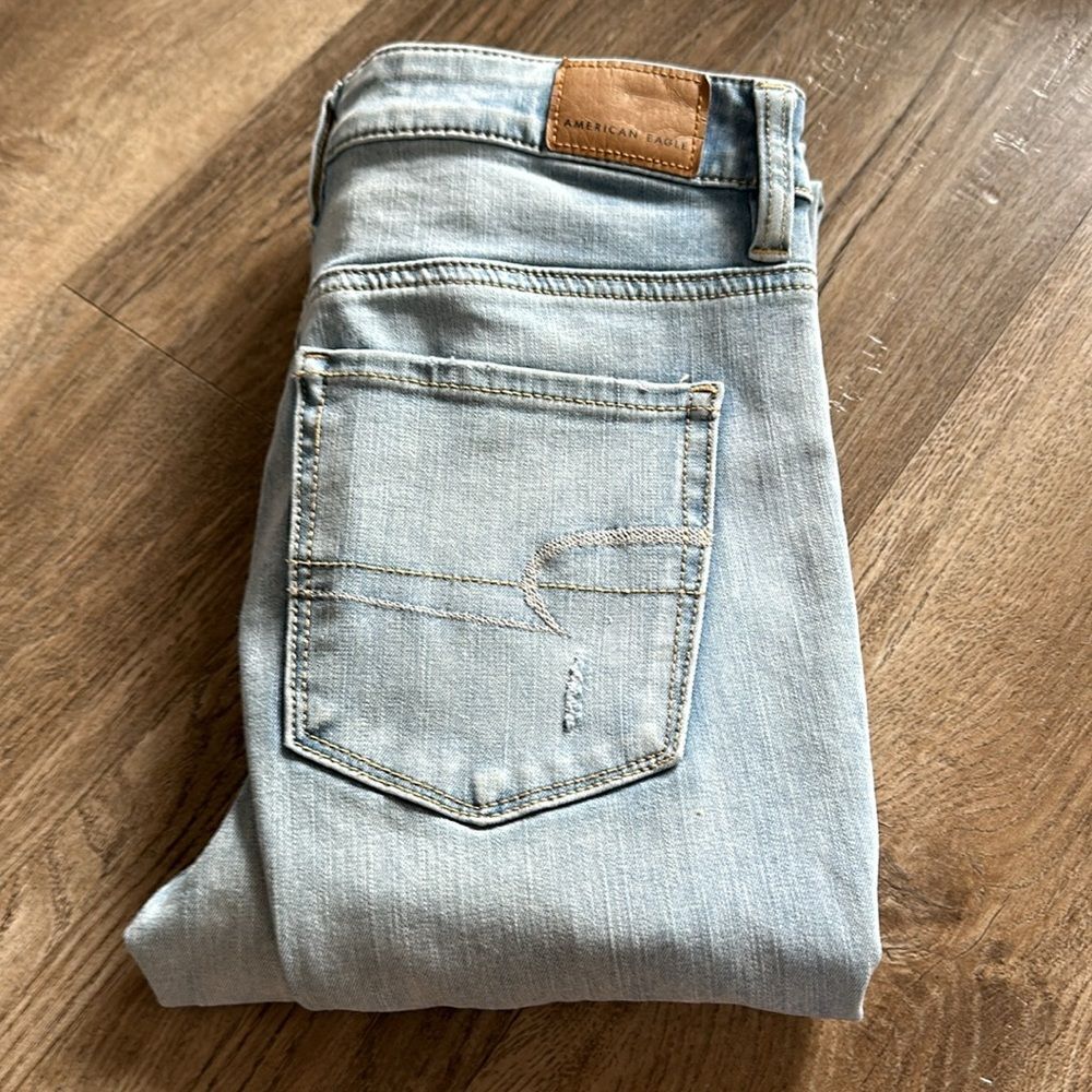 American Eagle Outfitters 360° Next Level Stretch Highest Rise Jegging size 2